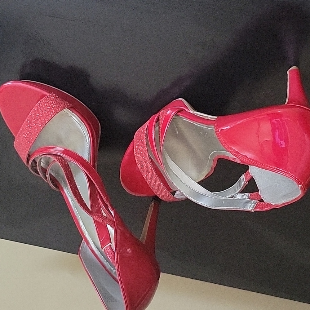 High heel red and glitter BCBG sandals